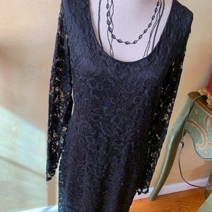 ARDEN B Black Sheer Lace Long Sleeve Body Con Dress